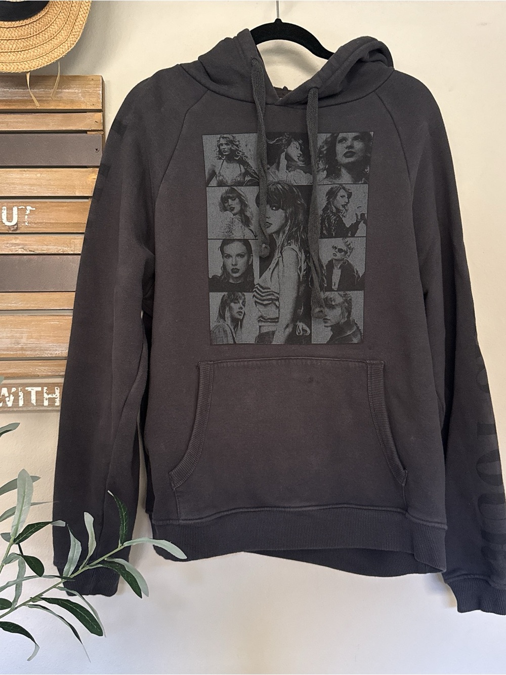 Taylor Swift Eras Tour Official Hoodie size Small